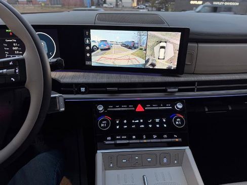 Used 2025 Hyundai Santa Fe Calligraphy image 19