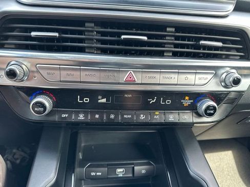 Used 2022 Kia Telluride LX AWD/4WD image 39