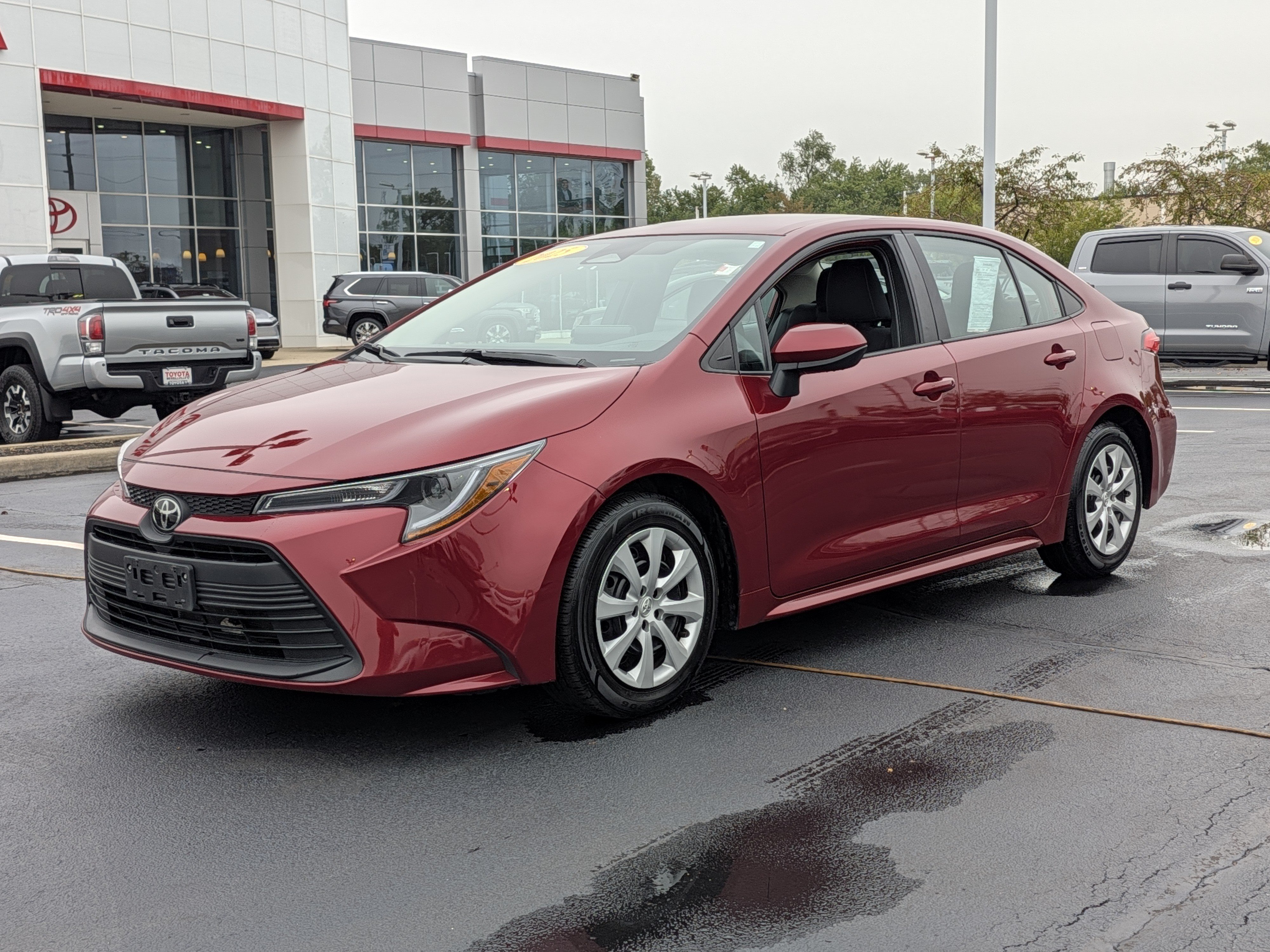 Certified 2025 Toyota Corolla LE FWD image 4