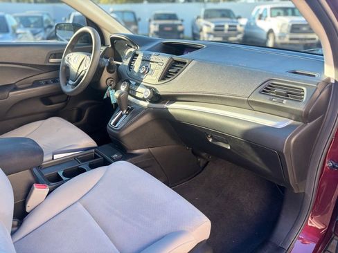 Used 2015 Honda CR-V LX image 12