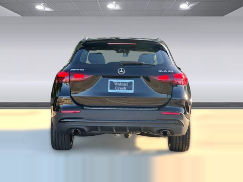 New 2026 Mercedes-Benz GLA 35 AMG 4MATIC image 10