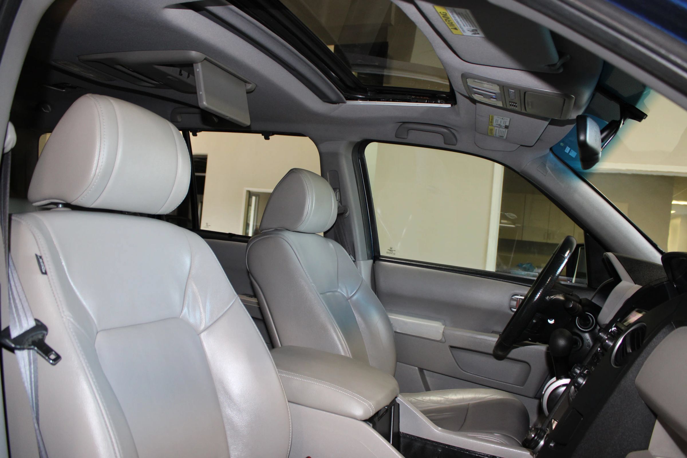 Used 2014 Honda Pilot Touring image 32