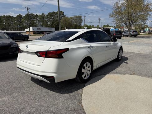 Used 2020 Nissan Altima 2.5 S image 6