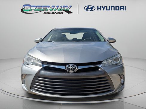 Used 2015 Toyota Camry LE FWD image 3