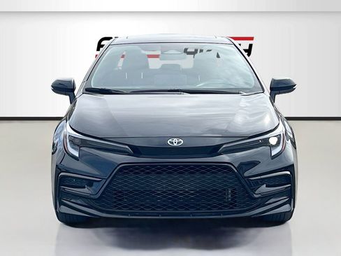 Used 2025 Toyota Corolla SE w/ SE Premium Package AWD/4WD image 2