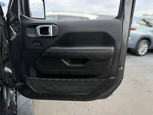 Used 2021 Jeep Gladiator Overland w/ Popular Equipment Package image 20