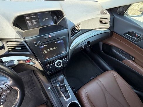 Used 2020 Acura ILX FWD image 17