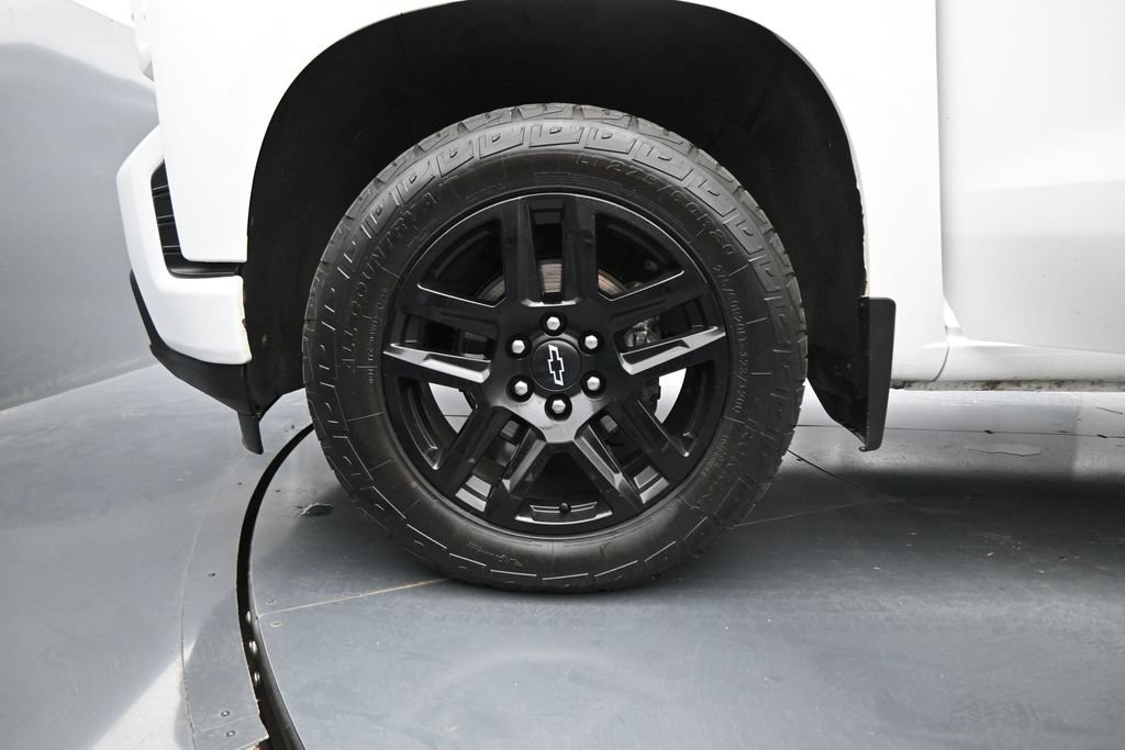Used 2022 Chevrolet Silverado 1500 RST w/ LPO, Blackout Package AWD/4WD image 27