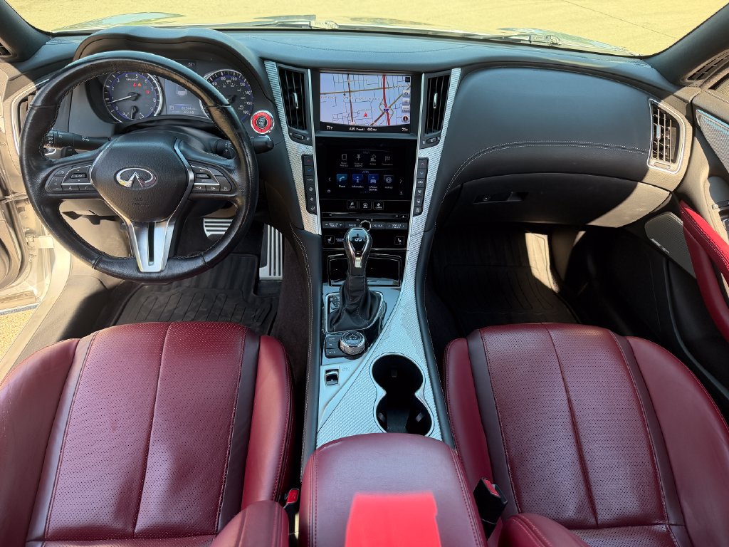 Used 2018 INFINITI Q60 Red Sport 400 AWD/4WD image 18