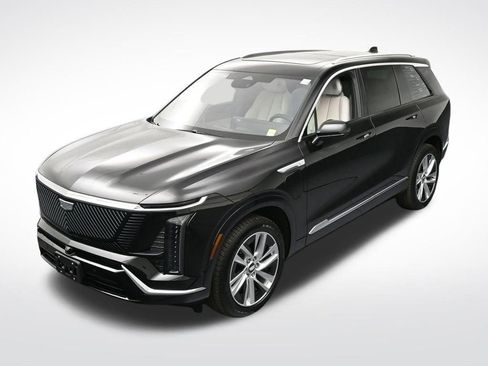 Used 2026 Cadillac Vistiq Luxury AWD/4WD image 17