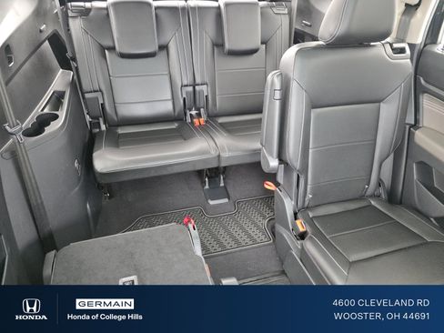 Used 2021 Volkswagen Atlas SEL R-Line image 32