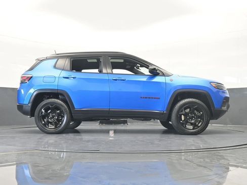 Used 2023 Jeep Compass Trailhawk w/ Trailhawk Elite Group image 71