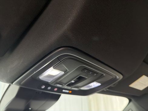 Certified 2024 Chevrolet Silverado 1500 High Country w/ Technology Package image 33