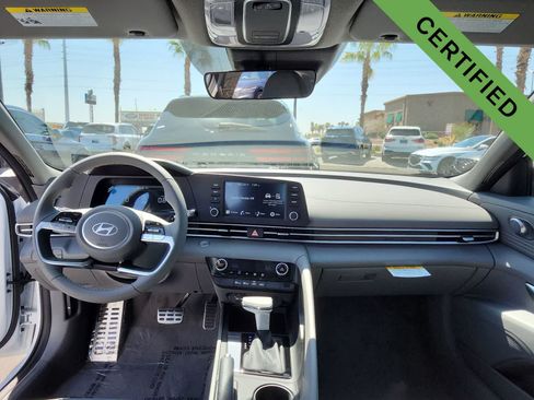 Used 2025 Hyundai Elantra Sport FWD image 14