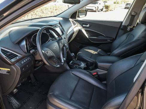 Used 2017 Hyundai Santa Fe Sport FWD image 16