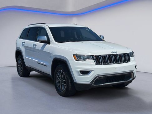 Used 2019 Jeep Grand Cherokee Limited AWD/4WD image 5