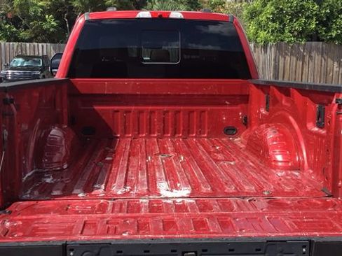 Used 2023 Ford F250 Lariat w/ Tremor Off-Road Package image 9