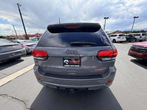 Used 2019 Jeep Grand Cherokee Trailhawk w/ Trailhawk Luxury Group AWD/4WD image 4