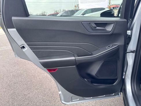 Used 2023 Ford Escape Active image 25
