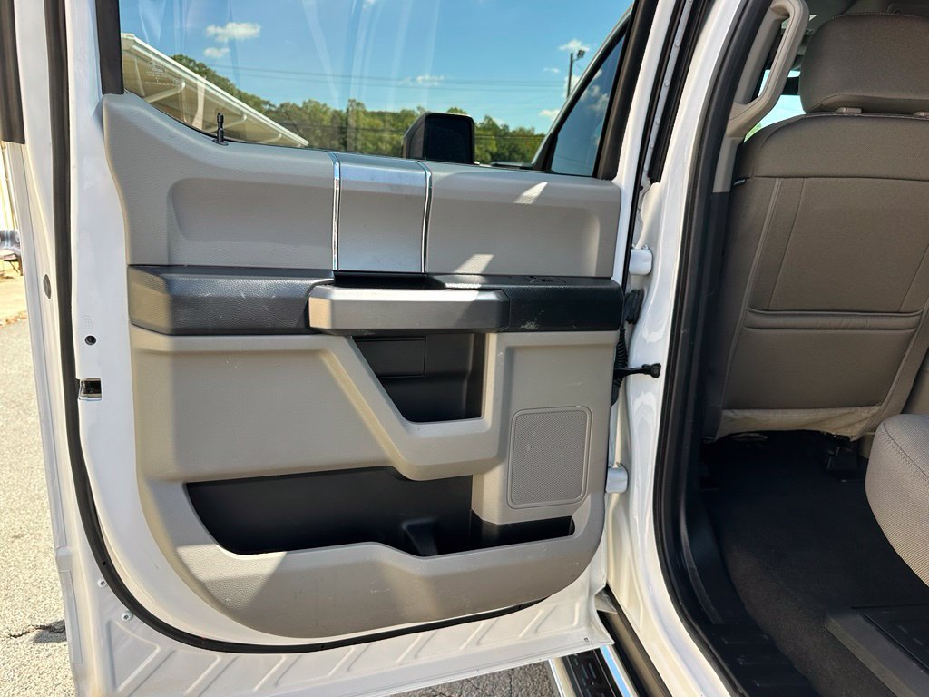 Used 2021 Ford F250 XLT w/ XLT Premium Package AWD/4WD image 23