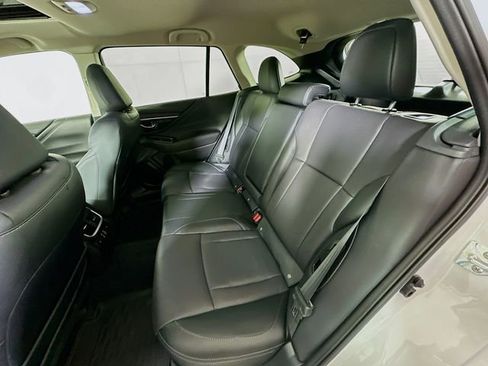 Used 2025 Subaru Outback Limited image 26