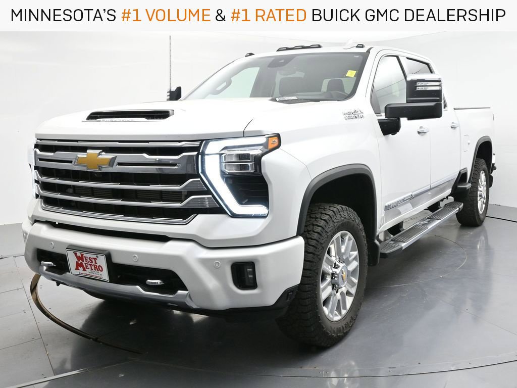 Used 2024 Chevrolet Silverado 3500 High Country w/ High Country Premium Package AWD/4WD image 1