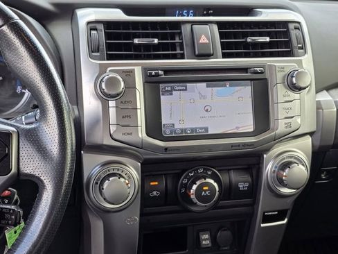 Used 2019 Toyota 4Runner SR5 Premium RWD image 9
