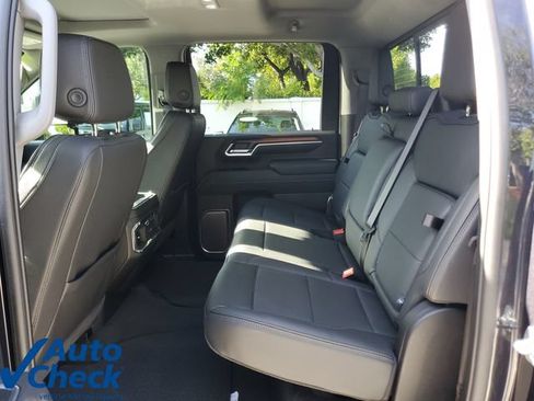 Used 2025 GMC Sierra 2500 Denali w/ Denali Reserve Package AWD/4WD image 12