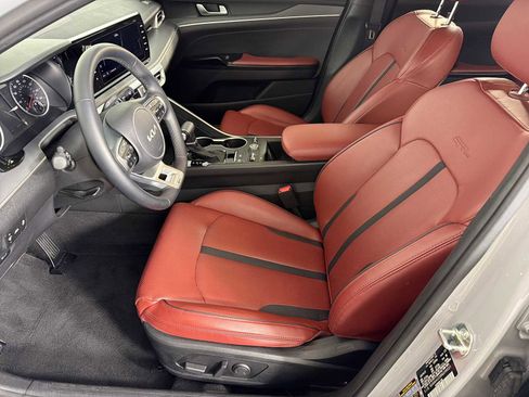 Used 2024 Kia K5 GT-Line w/ GT-Line Premium Package image 7