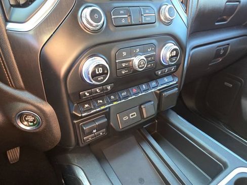Used 2021 GMC Sierra 1500 AT4 w/ AT4 Value Package AWD/4WD image 20
