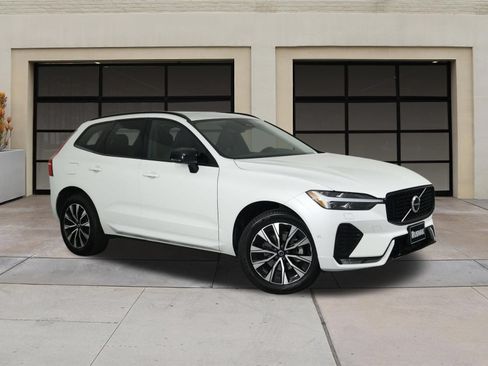 Certified 2023 Volvo XC60 B5 Plus w/ Climate Package FWD image 34