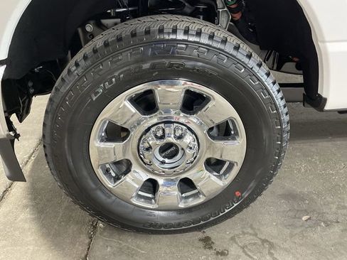 New 2025 Ford F250 King Ranch w/ Chrome Package image 23