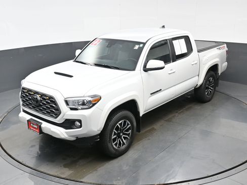 Used 2022 Toyota Tacoma TRD Sport image 36