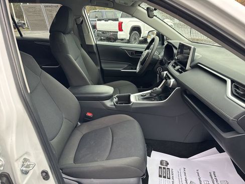 Used 2025 Toyota RAV4 LE image 24