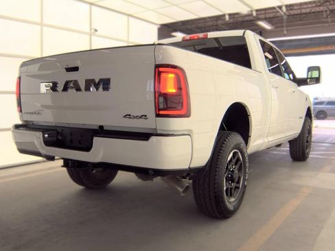 Used 2026 RAM 2500 Laramie AWD/4WD image 4