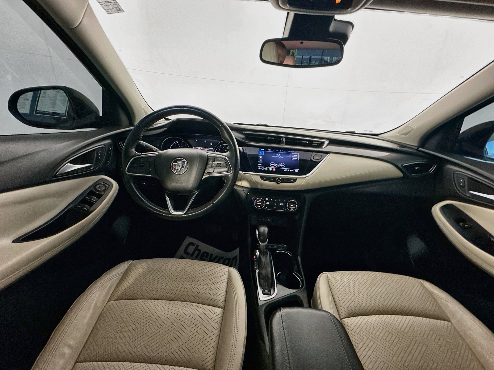 Used 2021 Buick Encore GX Essence AWD/4WD image 21