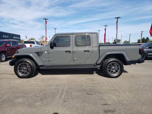 Used 2021 Jeep Gladiator Overland w/ Popular Equipment Package image 4