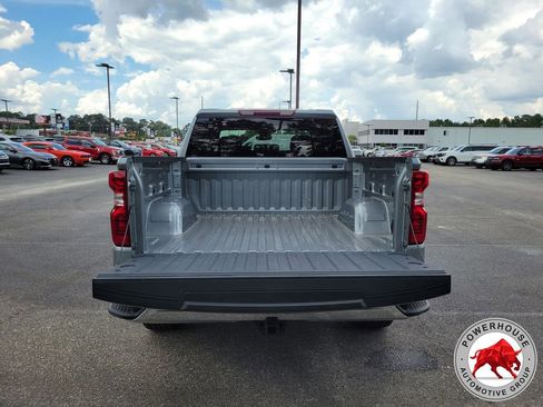 Used 2024 Chevrolet Silverado 1500 LT AWD/4WD image 14