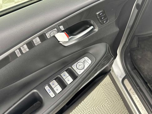 Certified 2022 Hyundai Santa Fe Calligraphy image 17