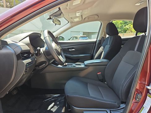 Certified 2023 Nissan Sentra SV w/ All-Weather Package FWD image 13