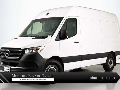 Used 2023 Mercedes-Benz Sprinter 2500 image 1