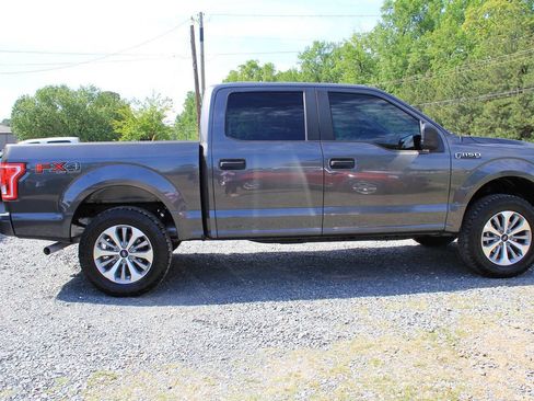 Used 2017 Ford F150 XL w/ Equipment Group 101A Mid image 9
