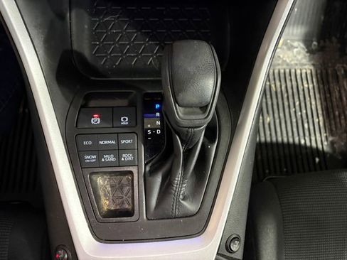 Certified 2023 Toyota RAV4 LE image 13