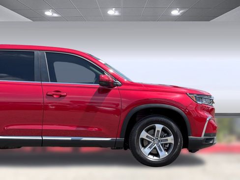 Used 2024 Honda Pilot EX-L image 34