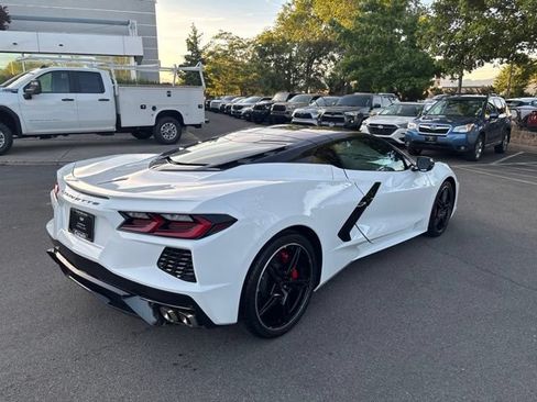 Used 2023 Chevrolet Corvette Stingray Coupe w/ 1LT RWD image 8