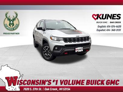 Used 2025 Jeep Compass Trailhawk