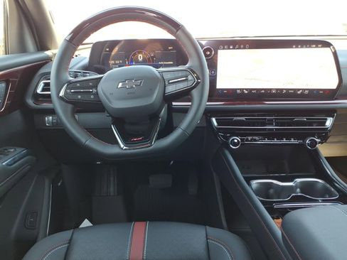 New 2026 Chevrolet Traverse RS w/ LPO, Floor Liner Package image 13