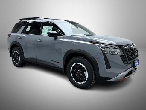 New 2026 Nissan Pathfinder Rock Creek image 3