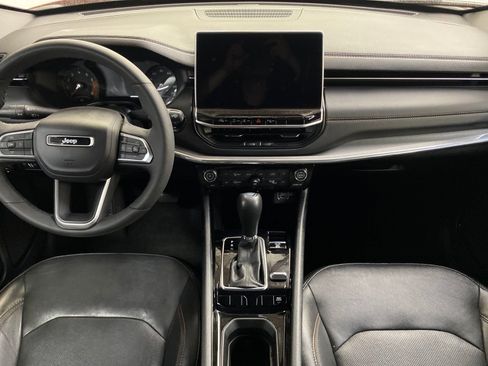 Used 2023 Jeep Compass Limited image 15