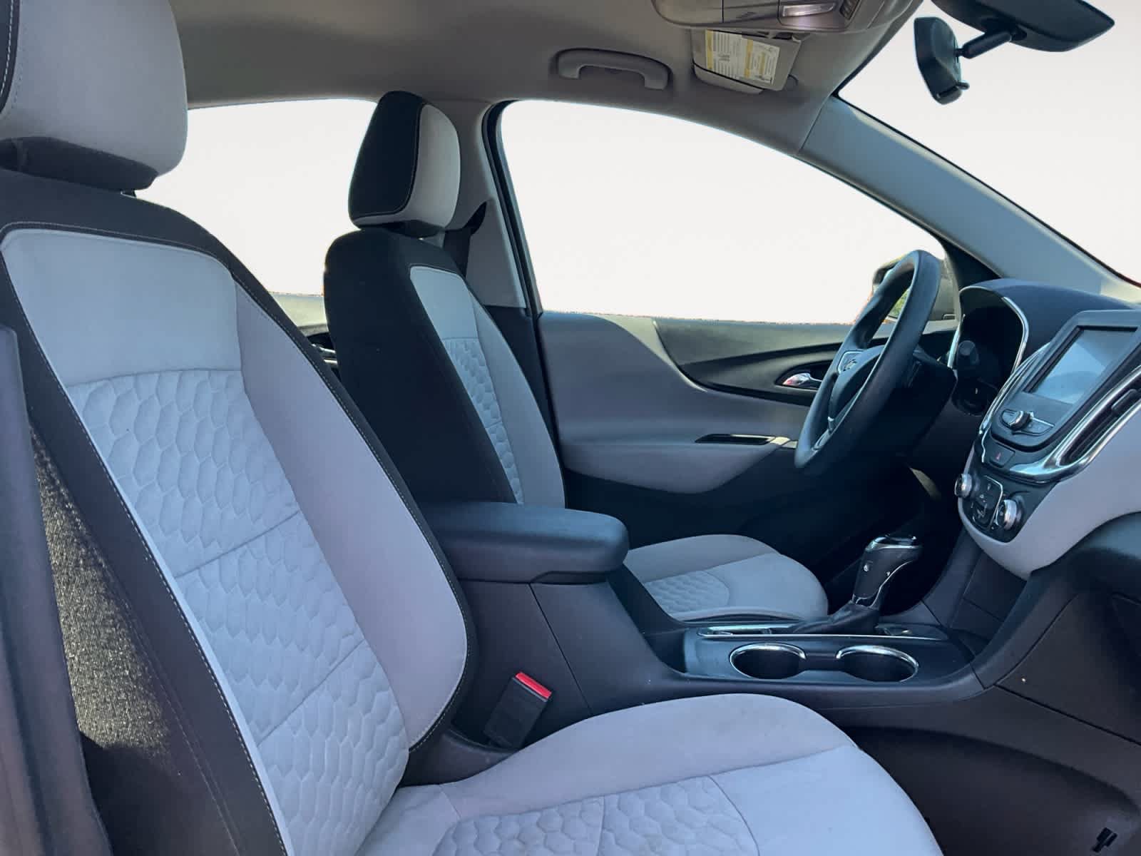 Used 2018 Chevrolet Equinox LS FWD image 15
